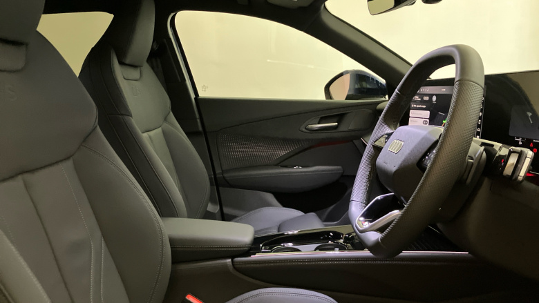 Audi Q3 1.5 TFSI S Line 5dr S Tronic Petrol Estate